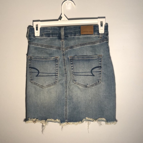 American Eagle distressed denim skirt - Picture 2 of 2